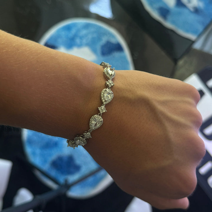 TEARS AND STARS - BRACELETS