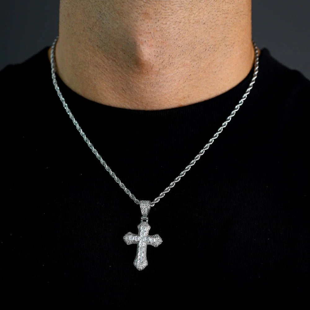 FROSTY CROSS CHAIN - SILVER